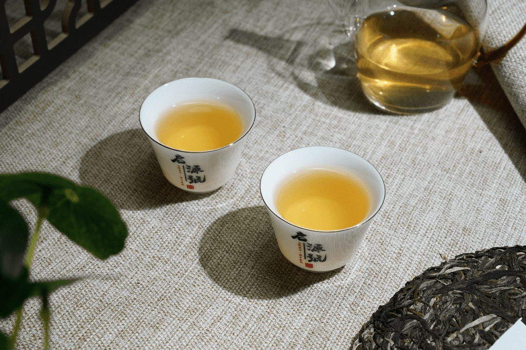 Puerh Tea Brewing Guide: First Brewing: Fresh Fragrance in the Heart, Second Brewing: Long Mellow Sweetness