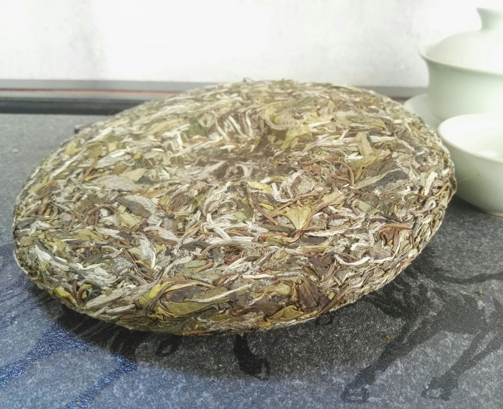 如何泡出一杯好喝的白牡丹茶饼