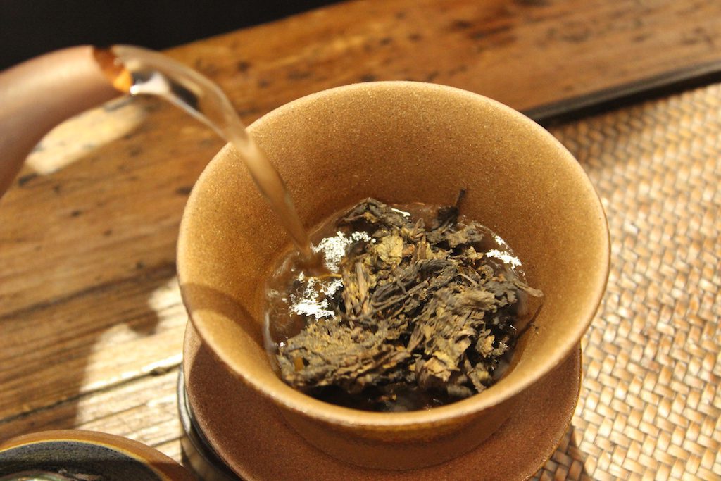 The Mystery of the Second Steeping of Tea: Taste and Rediscovery