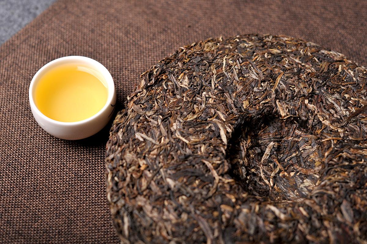 How to make Puerh Tea Cakes, an easy-to-follow detailed guide